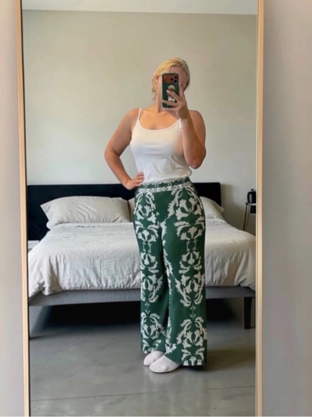 NWOT Green & White Floral Summer Pants